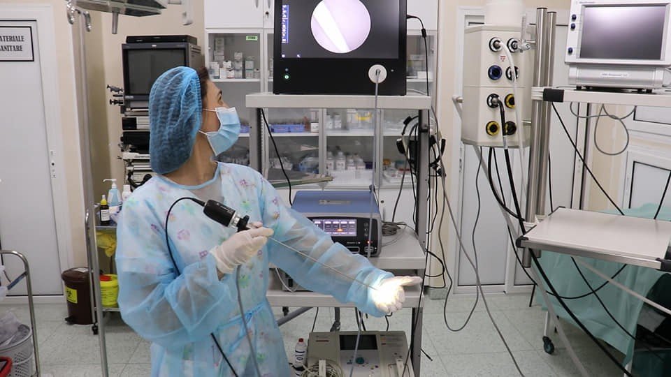 Voluntarii de la Paraclisul Catedralei Naționale au donat aparatură medicală 166348