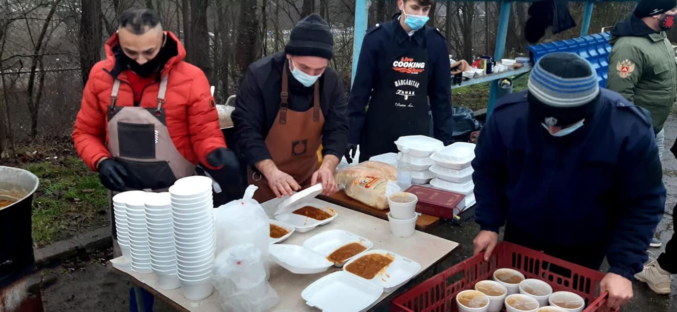 Un an de binefacere prin campania „Mâinile  Bucuriei” în Caraș-Severin  166444