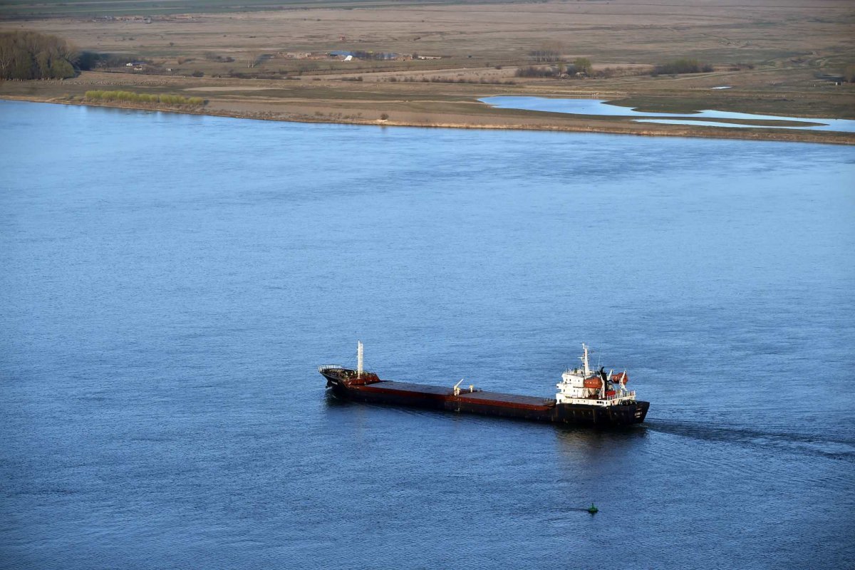 Ape poluate cu microplastic 166721