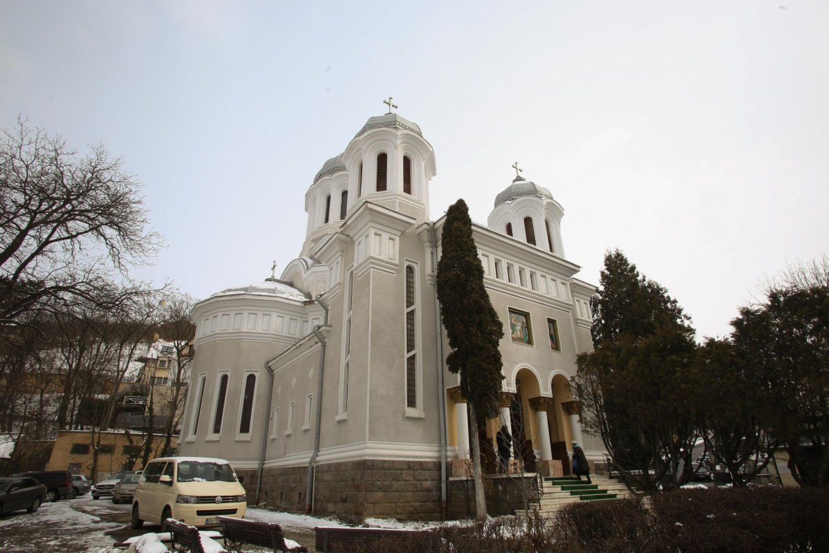 society Dissipation worry Biserica „Buna Vestire” din Brașov și-a cinstit ocrotitoarea