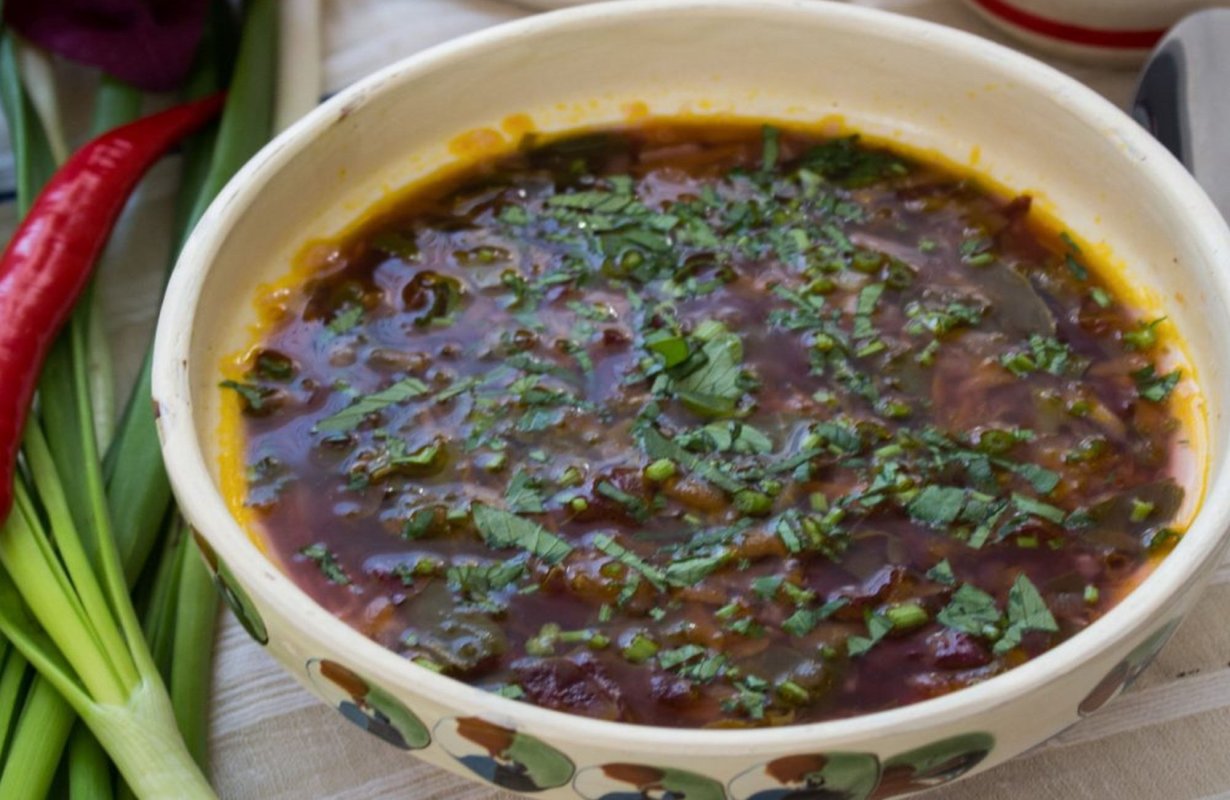 Ciorbă de cartofi şi lobodă 167020