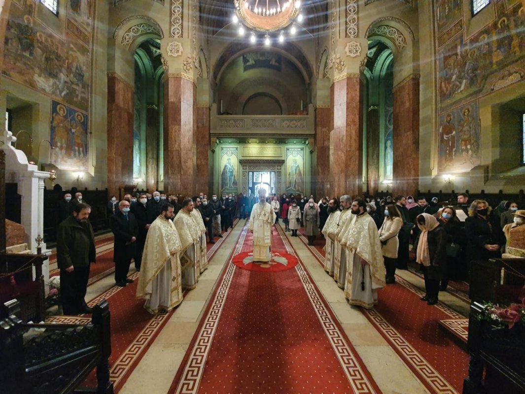 100 de ani de la punerea pietrei de temelie a Catedralei Arhiepiscopale din Alba Iulia 167050