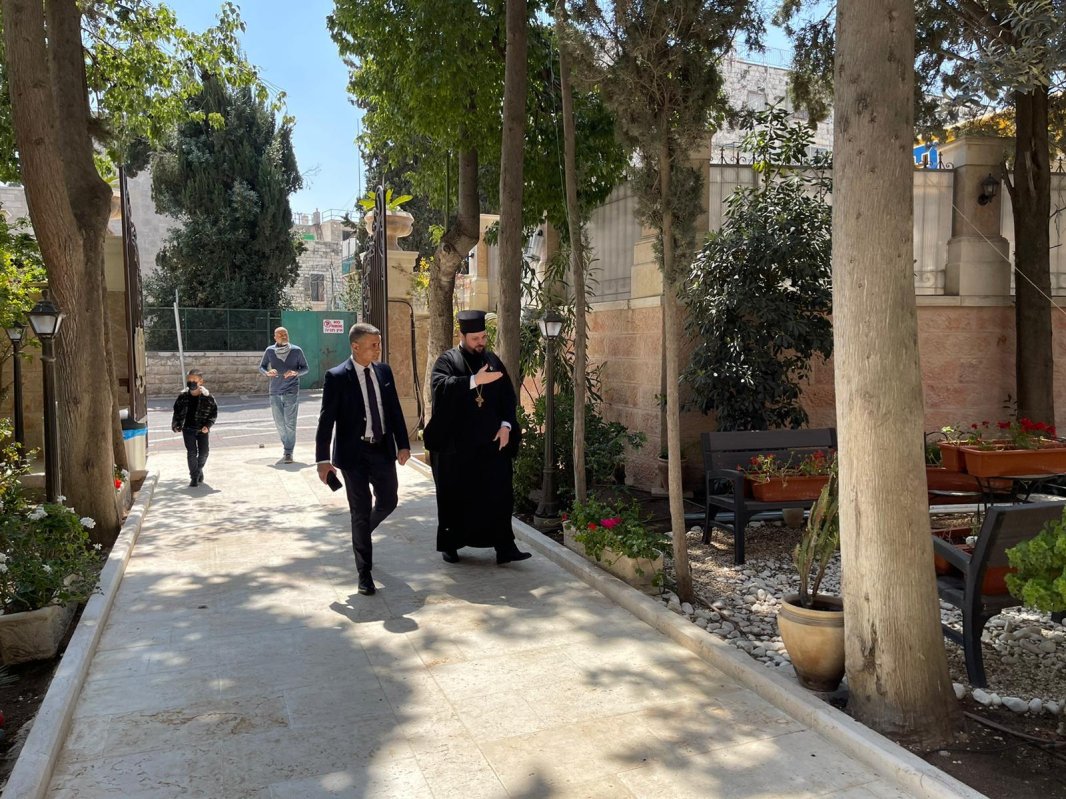 Ambasadorul Israelului în România la Reprezentanţa Patriarhiei Române la Locurile Sfinte  167172