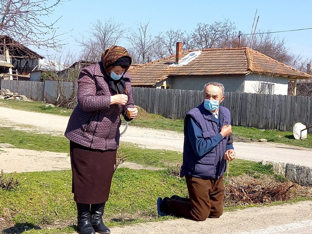 Procesiune în Buzău și Vrancea, mângâiere pentru credincioși în vremuri grele 167147