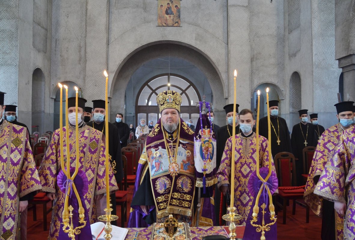 O sută de ani de la hirotonia Episcopului Roman Ciorogariu al Oradiei 167243