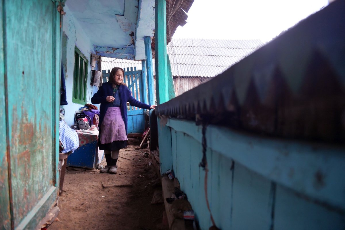 O treime dintre beneficiarii  de ajutor social  sunt vârstnici singuri 167269