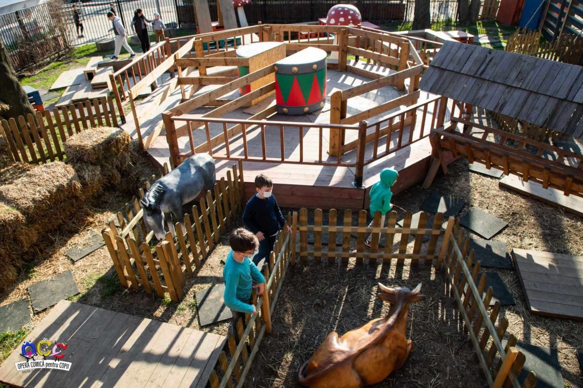 Activități în grădina Operei Comice 167647