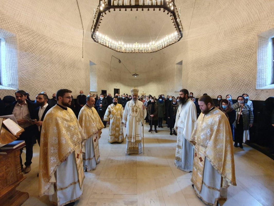 Duminica a treia din Postul Mare la Mănăstirea „Sfânta Cruce” de la Aiud 167567