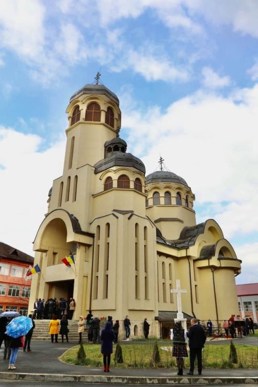 Slujiri arhiereşti în Episcopia Maramureşului şi Sătmarului 167673