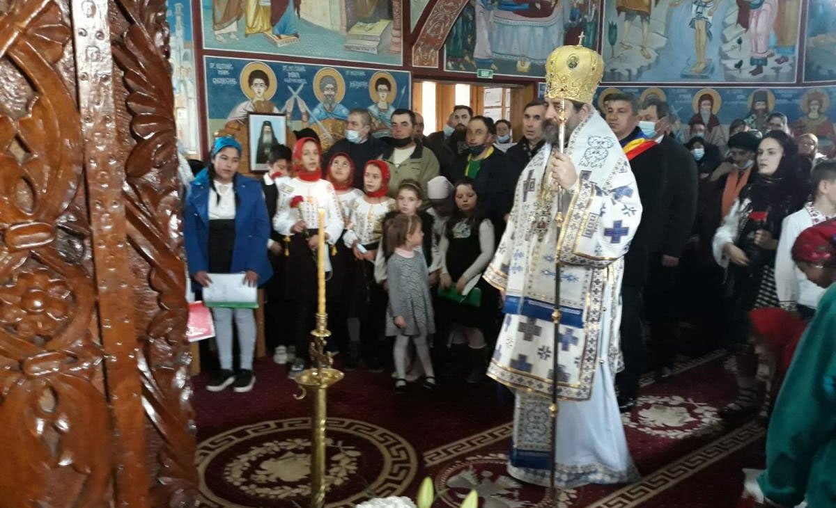 Binecuvântare pentru credincioșii din localitatea nemțeană Țolici 167942