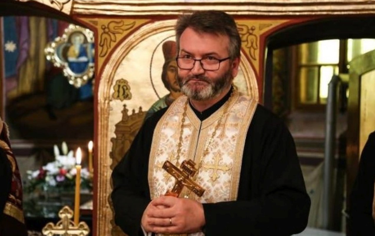 Revista presei 168175