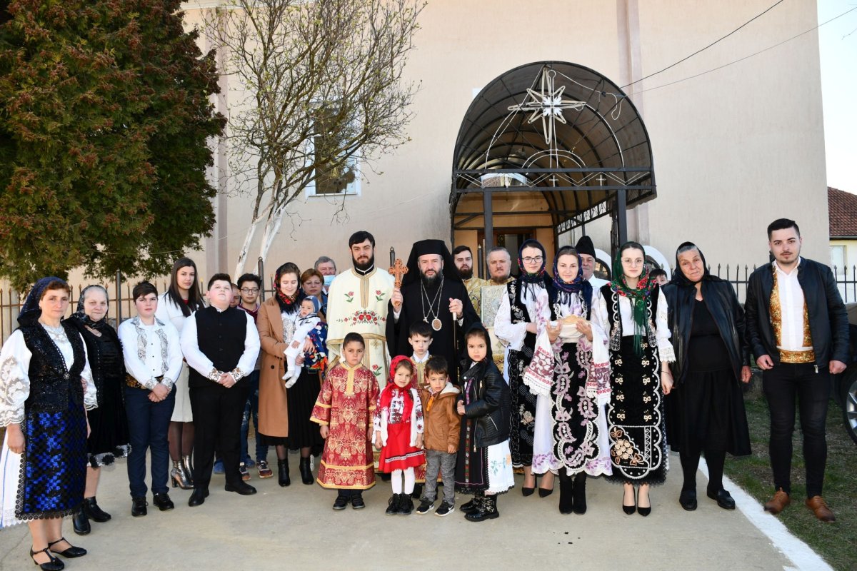 Popasuri de rugăciune și pomenire în parohii din Caraș-Severin 168197