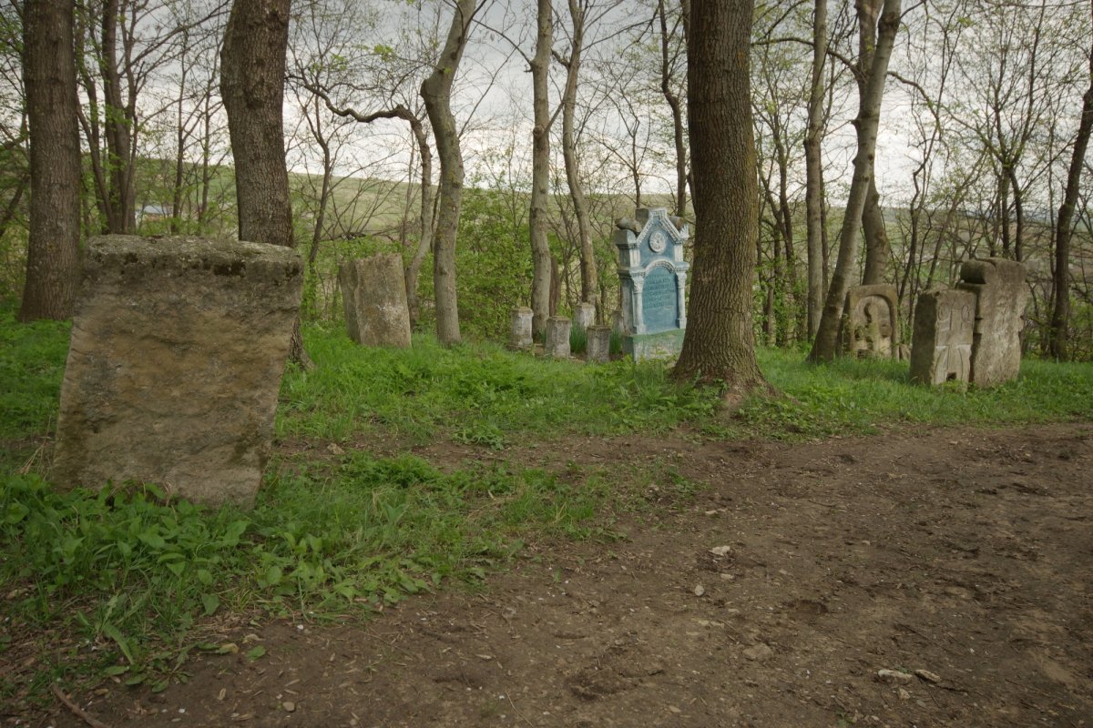 Pietrarii de la Șcheia, creatori de monumente funerare-document 168362