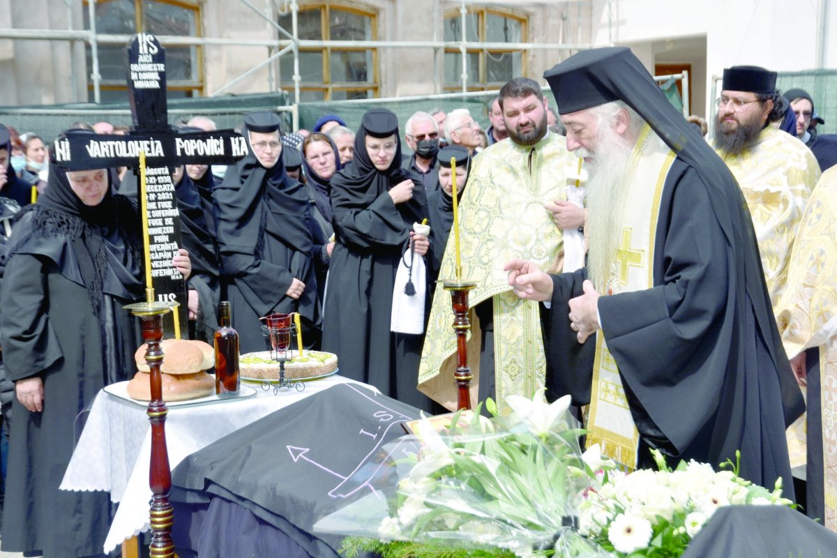 Slujiri arhiereşti în eparhii din Mitropolia Olteniei 168322