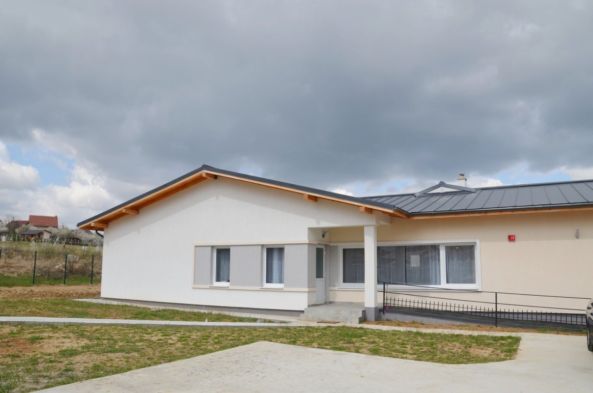 Casă de tip familial pentru 12 copii în Parohia Paleu, Eparhia Oradiei 168549