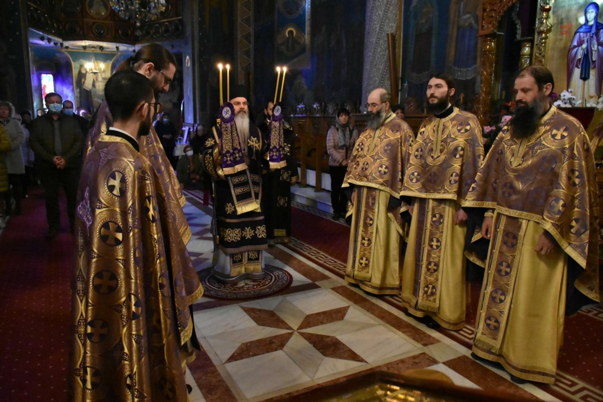 Euharistia ne dă capacitatea să recunoaștem chipul lui Hristos în cei sărmani 168571