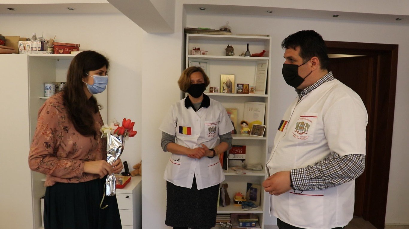 Voluntarii de la Paraclisul Catedralei Naționale sprijină activitățile pro-viață 168577