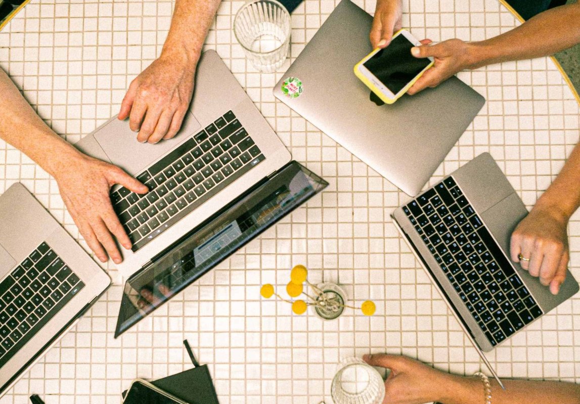 Adolescența digitală. Beneficiile şi riscurile tehnologiei în secolul XXI 168657