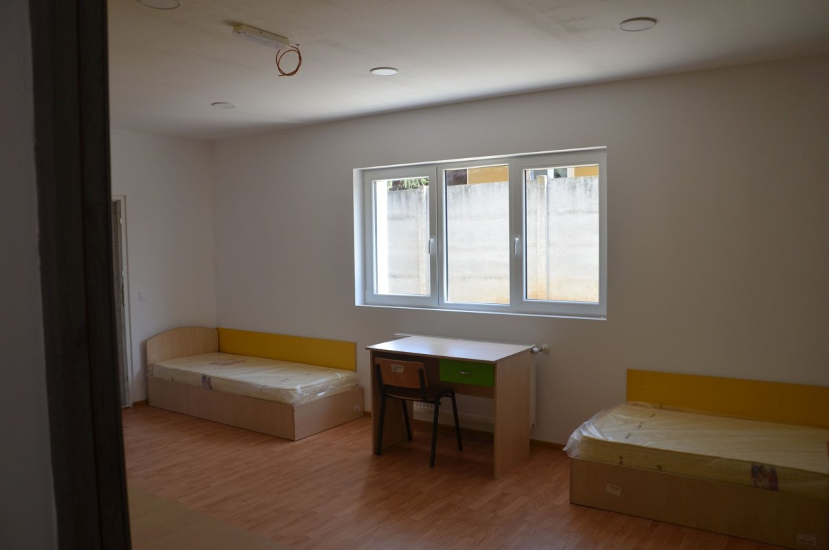 Cămin pentru 12 copii orfani şi abandonaţi în Parohia Oradea-Zorilor 168619