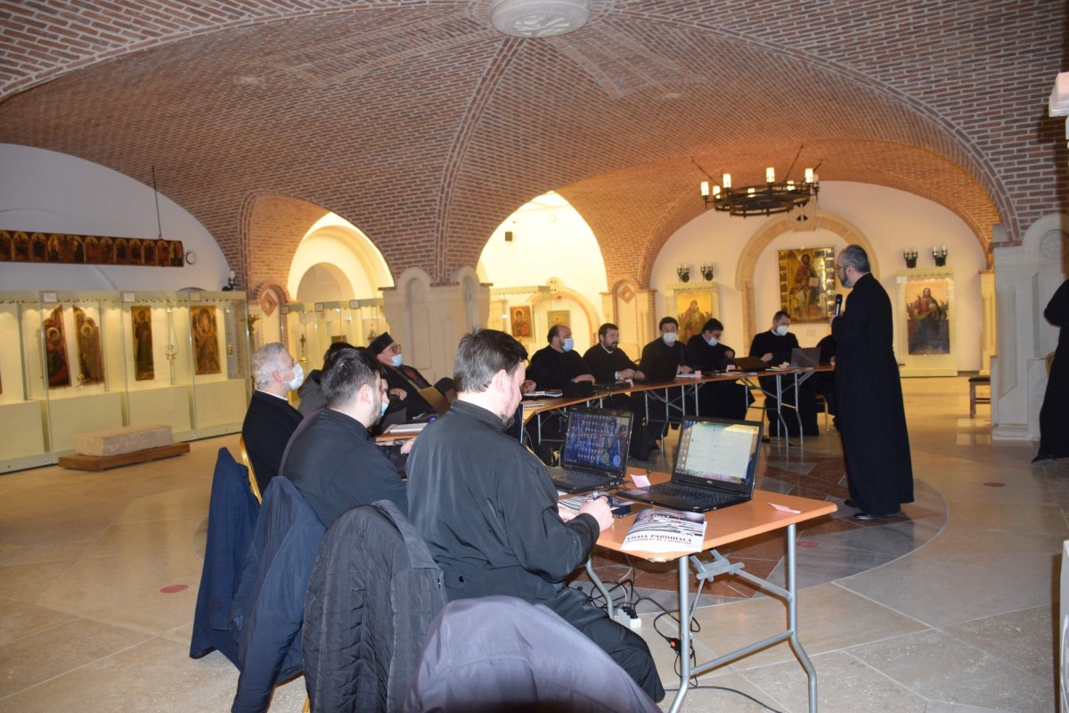 Proiect pentru realizarea de publicaţii catehetice în parohiile Arhiepiscopiei Iaşilor 168727