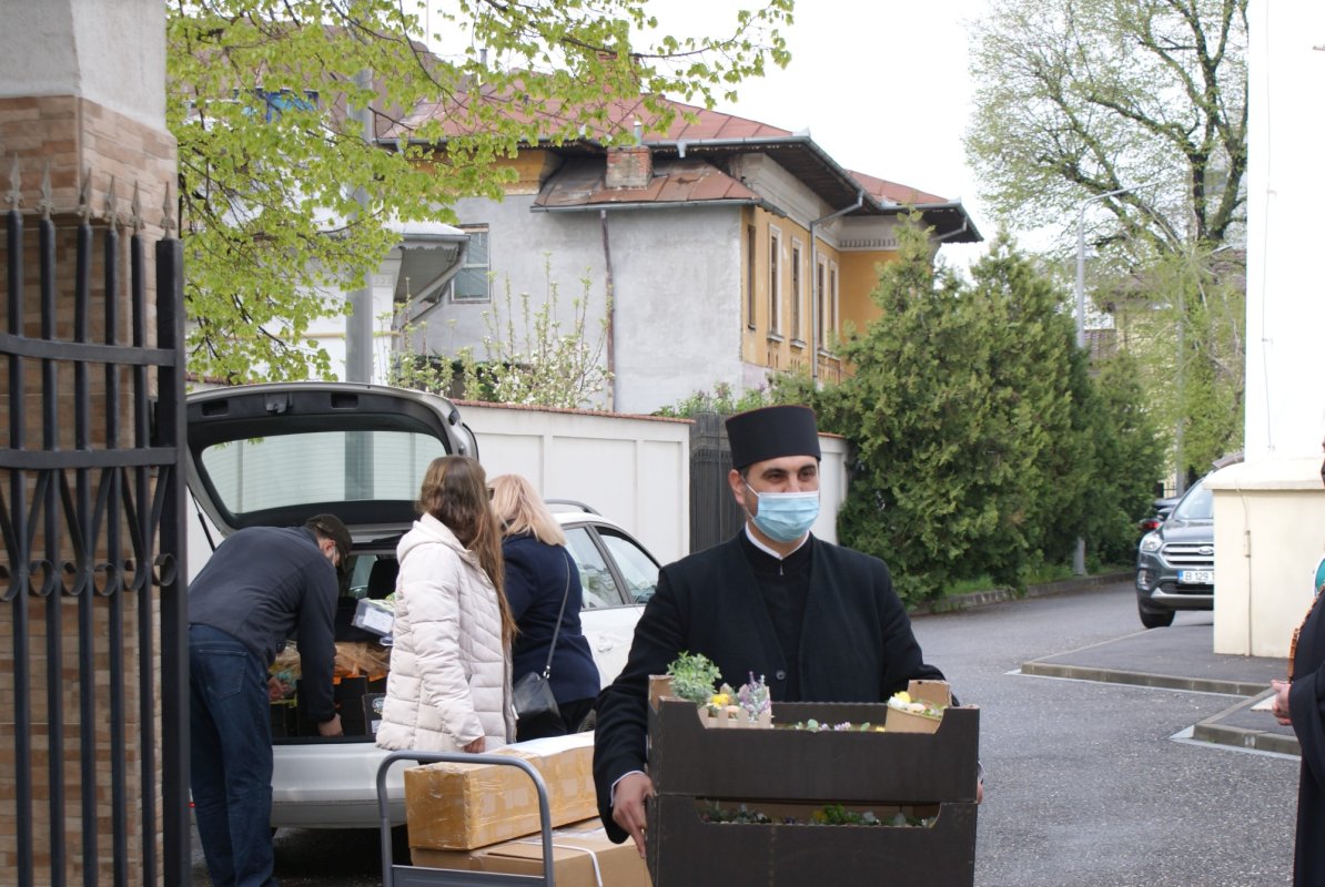 Ajutoare pentru Centrul  „Sfântul Nectarie” din partea Protoieriei Sector 2 Capitală 168814