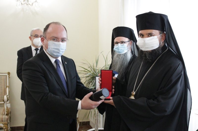 Ierarhii Episcopiei Ortodoxe Române a Italiei,  decorați de Președintele României 168754