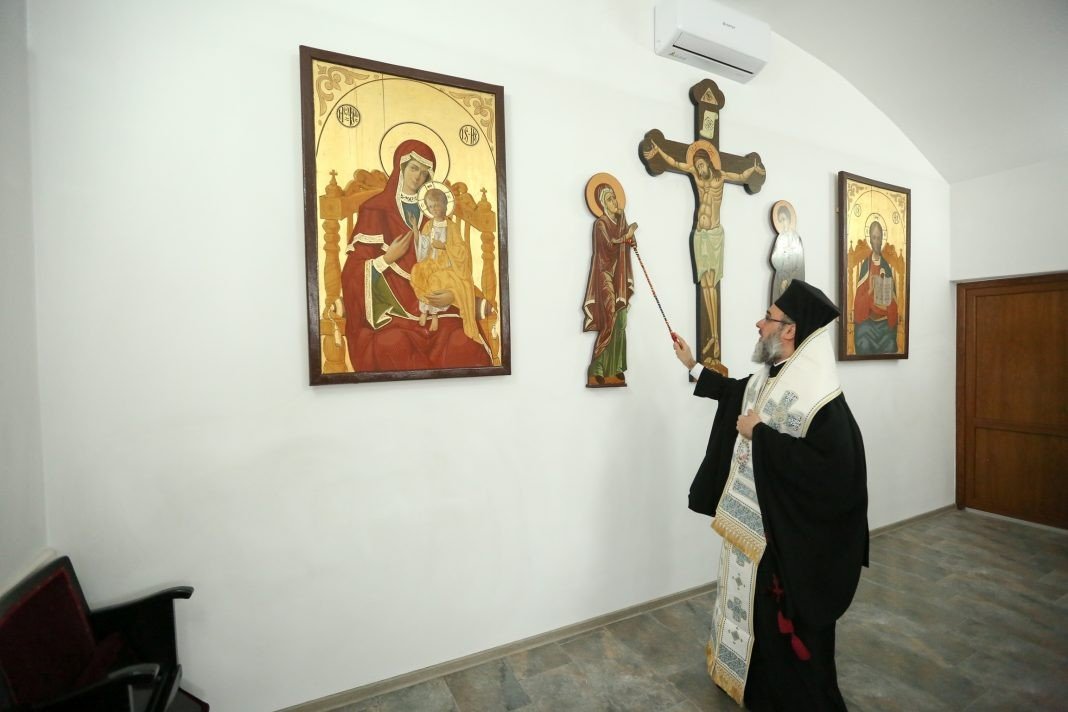 Înnoire și binecuvântare la o parohie din Râmnicu Sărat 168750