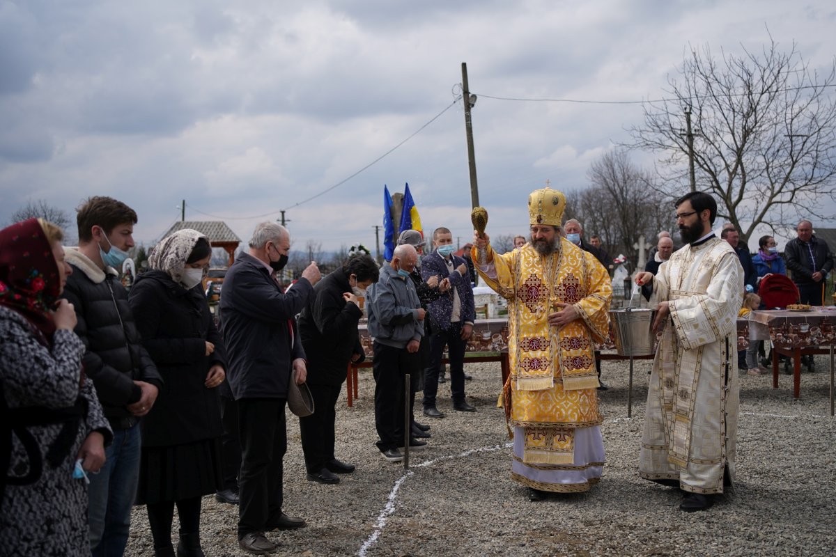 Piatră de temelie pentru o nouă biserică parohială în Râșca, Neamț 168850