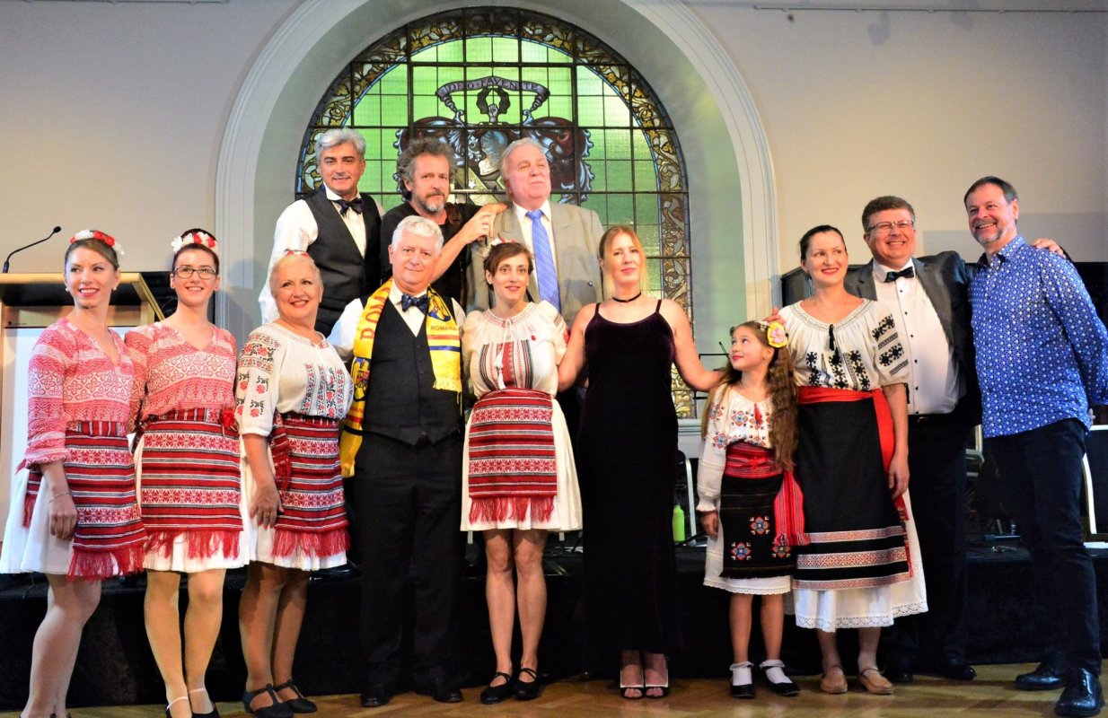 Daniel Ioniţă şi puntea de cultură între România şi Australia 168951