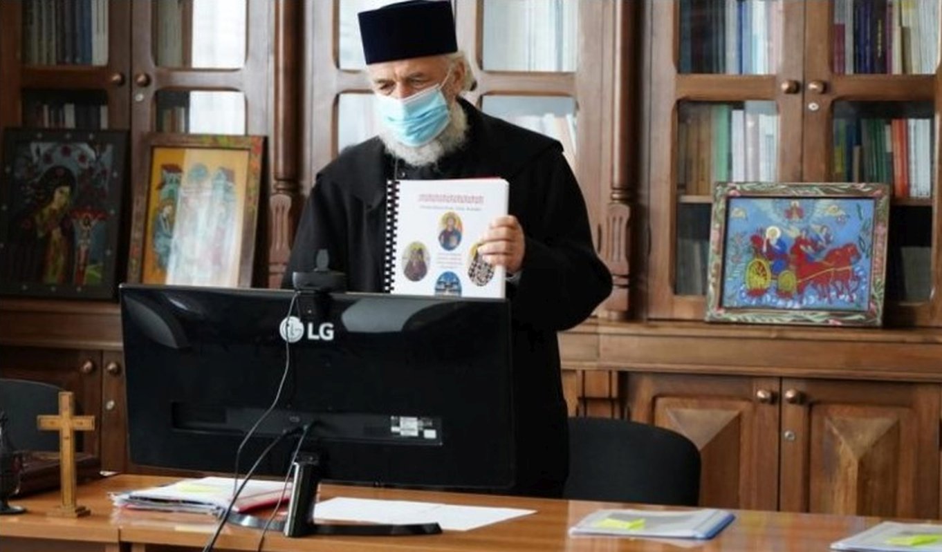 Revista presei 168987