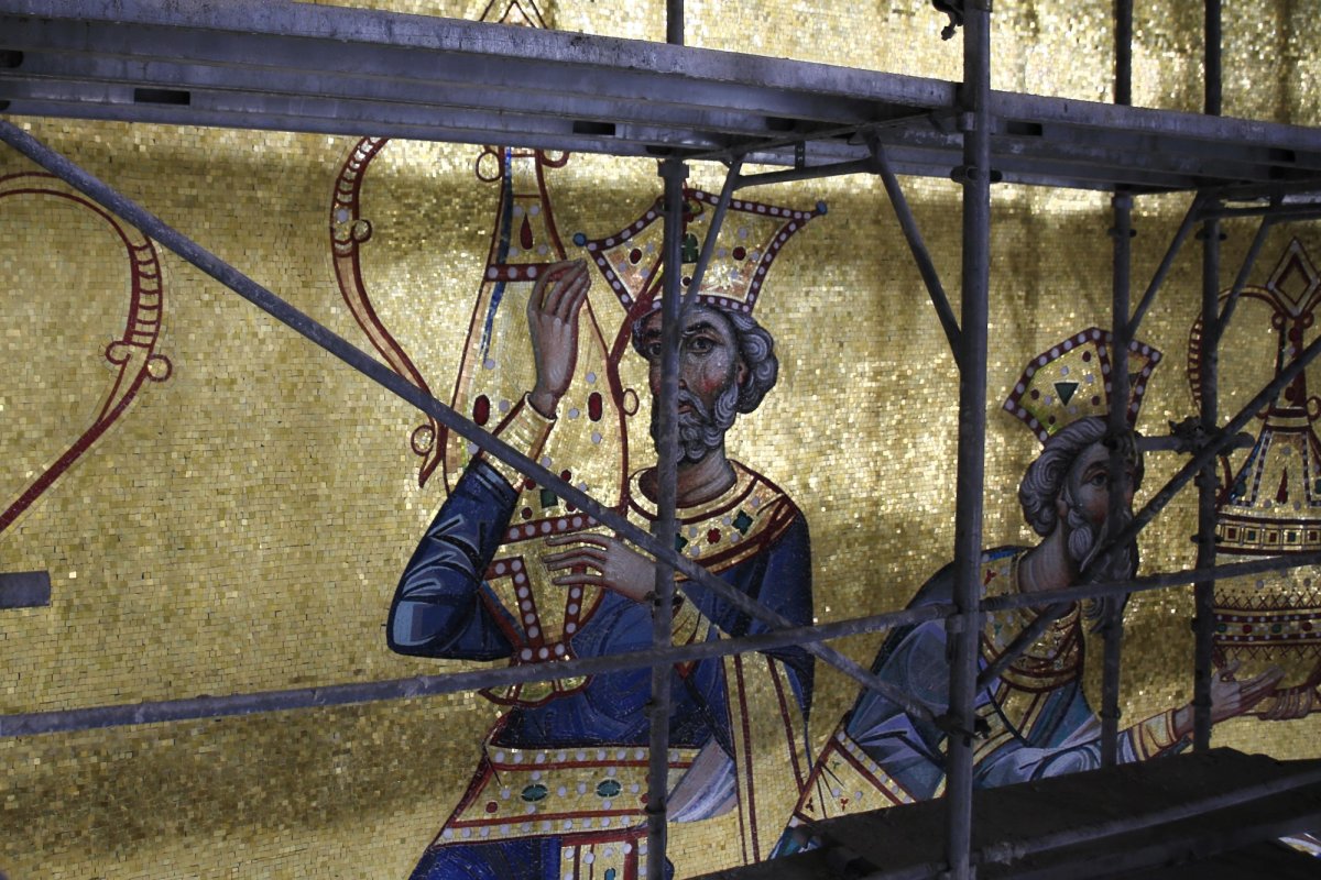 Şantierul Catedralei Mântuirii Neamului în preajma sărbătorilor pascale  169006