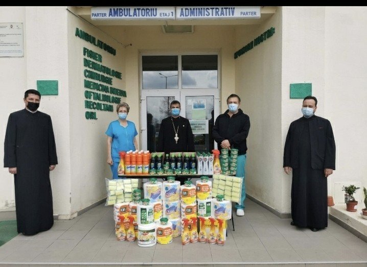 Sprijin pentru instituții și pentru un caz social  de la parohii din județul Dâmbovița 168978