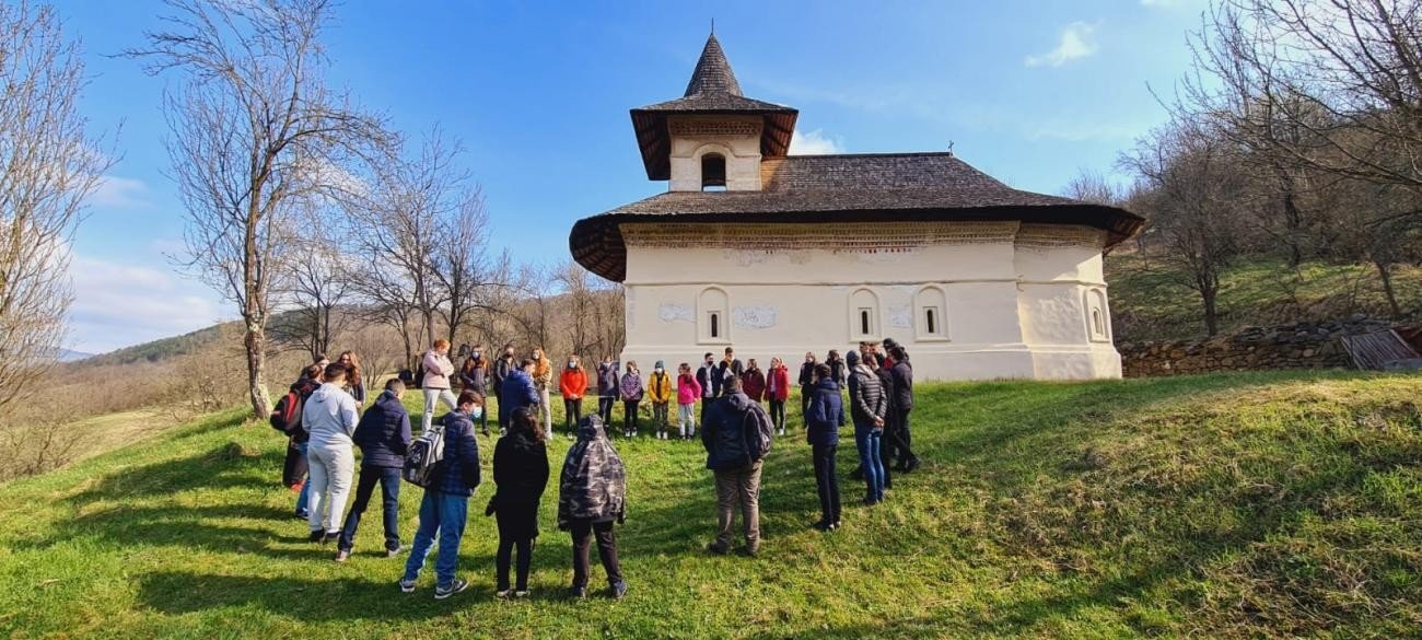 Activități cu tinerii pe Valea Geoagiului cu prilejul Zilei internaționale a patrimoniului 169054