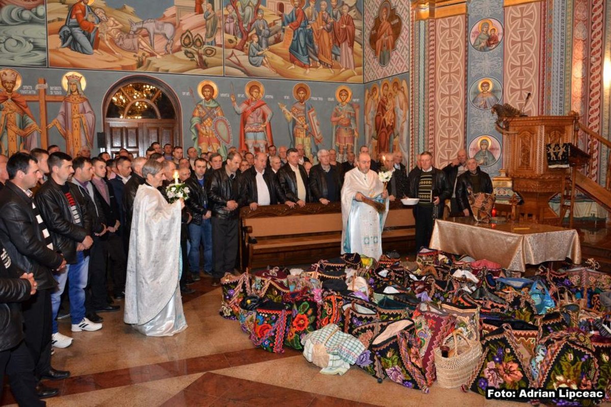 O carte despre tradiţiile pascale din satele bistriţene 169508