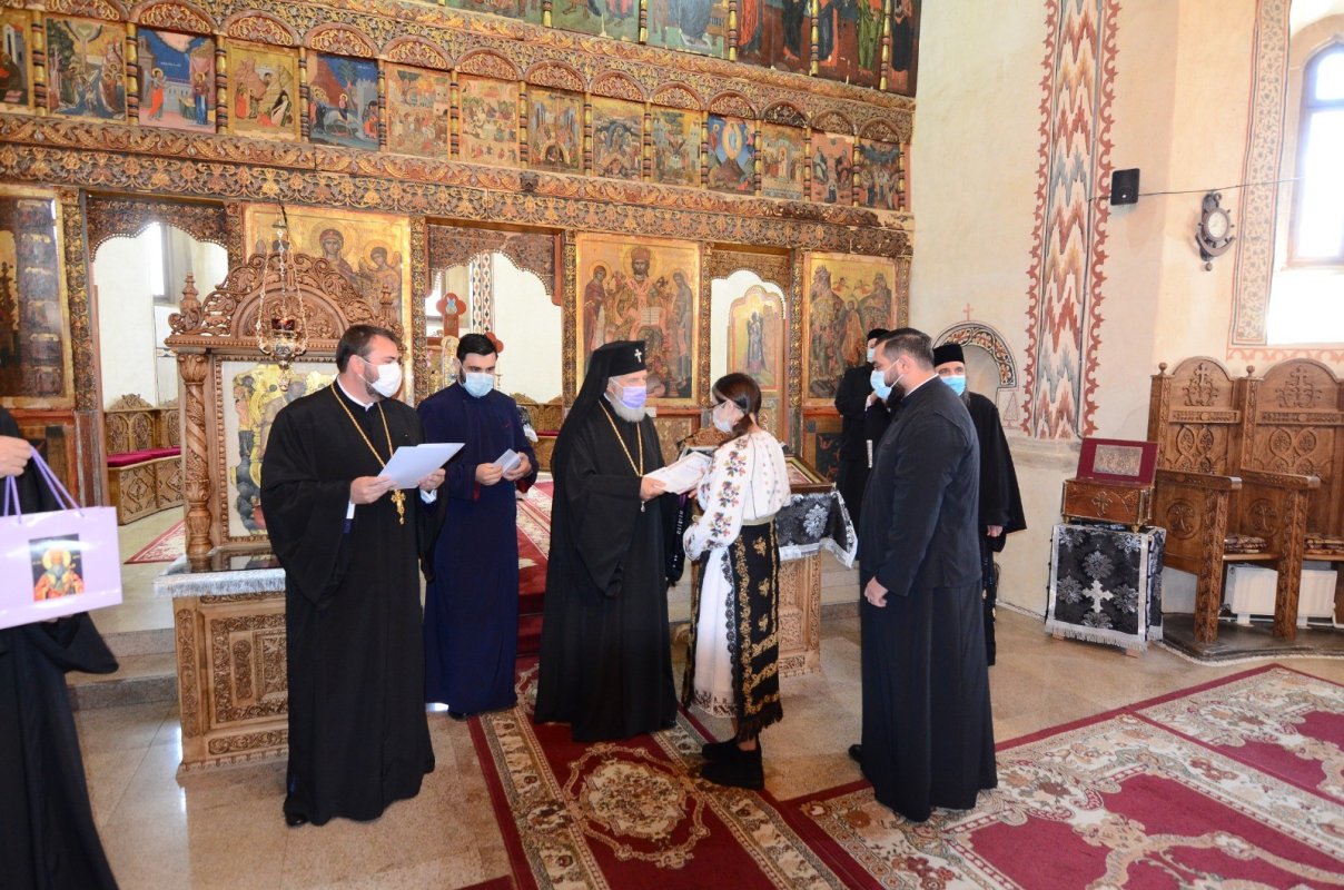Premierea tinerilor misionari la Târgoviște 169426