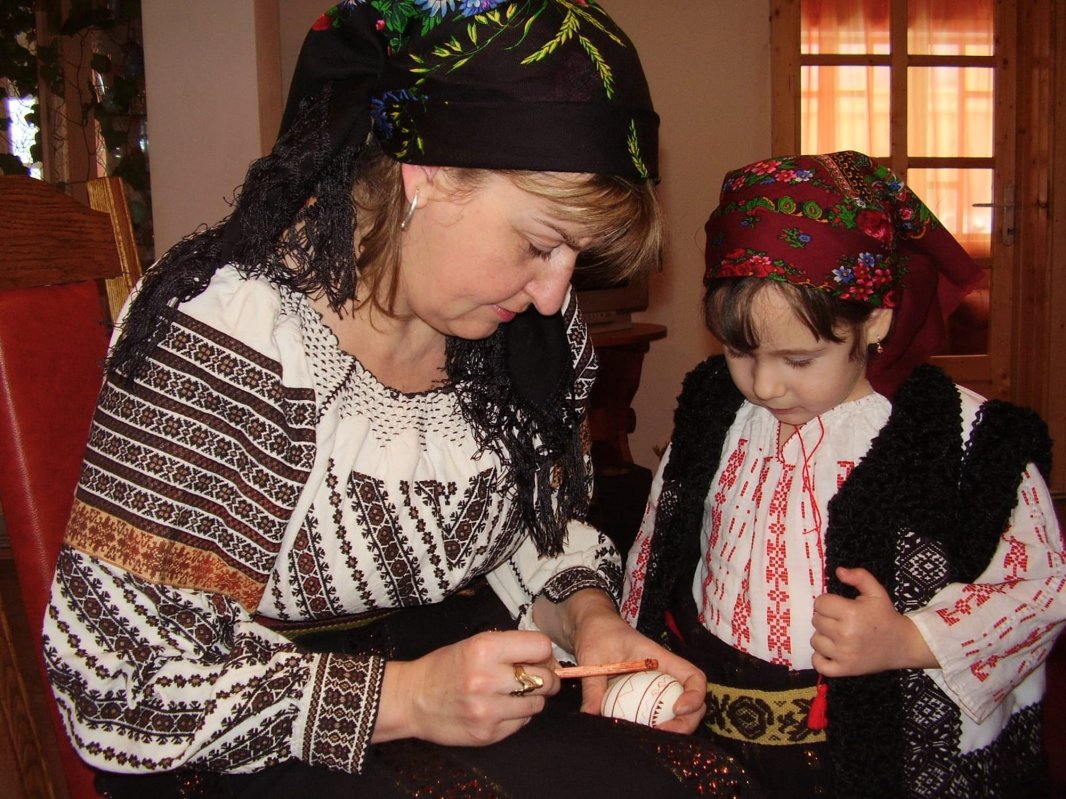 Tradiție și artă la Muzeul Oului Vama 169503