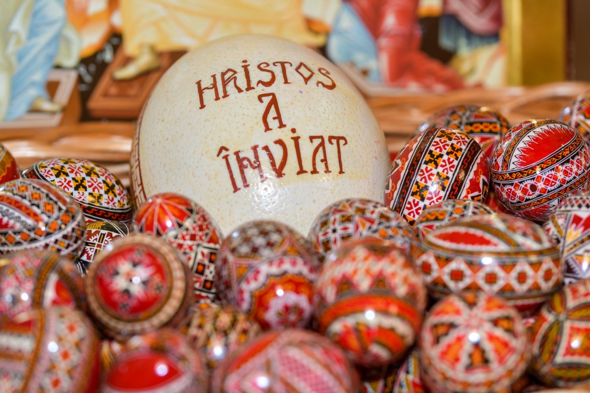 „E-atât de sigur că nu mai  este moarte” 169630