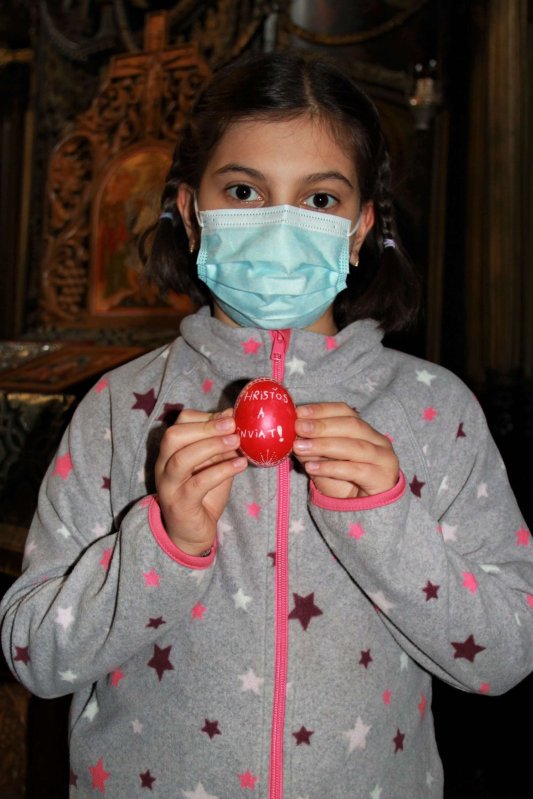 Șezătoarea de scris pe ouă a enoriașilor din Hărpăşeştii Iaşilor 169606