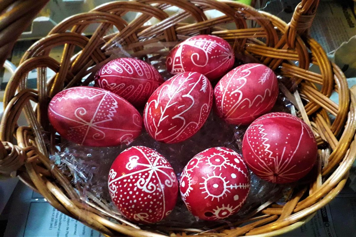 Șezătoarea de scris pe ouă a enoriașilor din Hărpăşeştii Iaşilor 169607