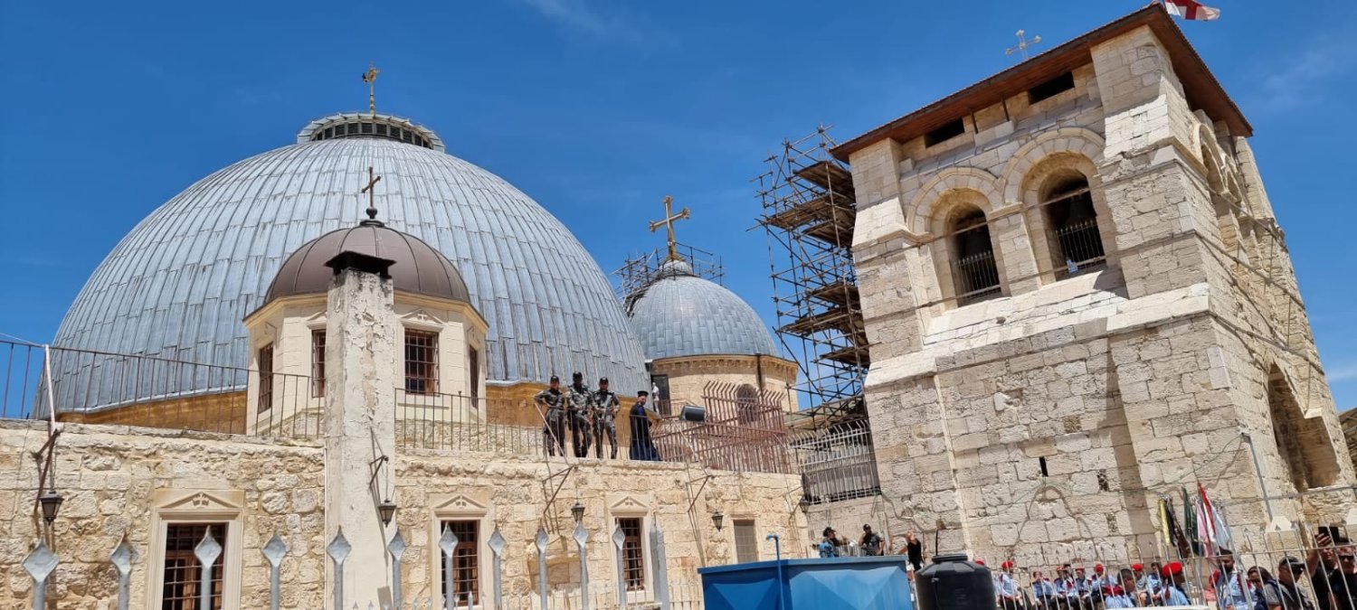 Minunea coborârii Sfintei Lumini la Ierusalim a avut loc 169804