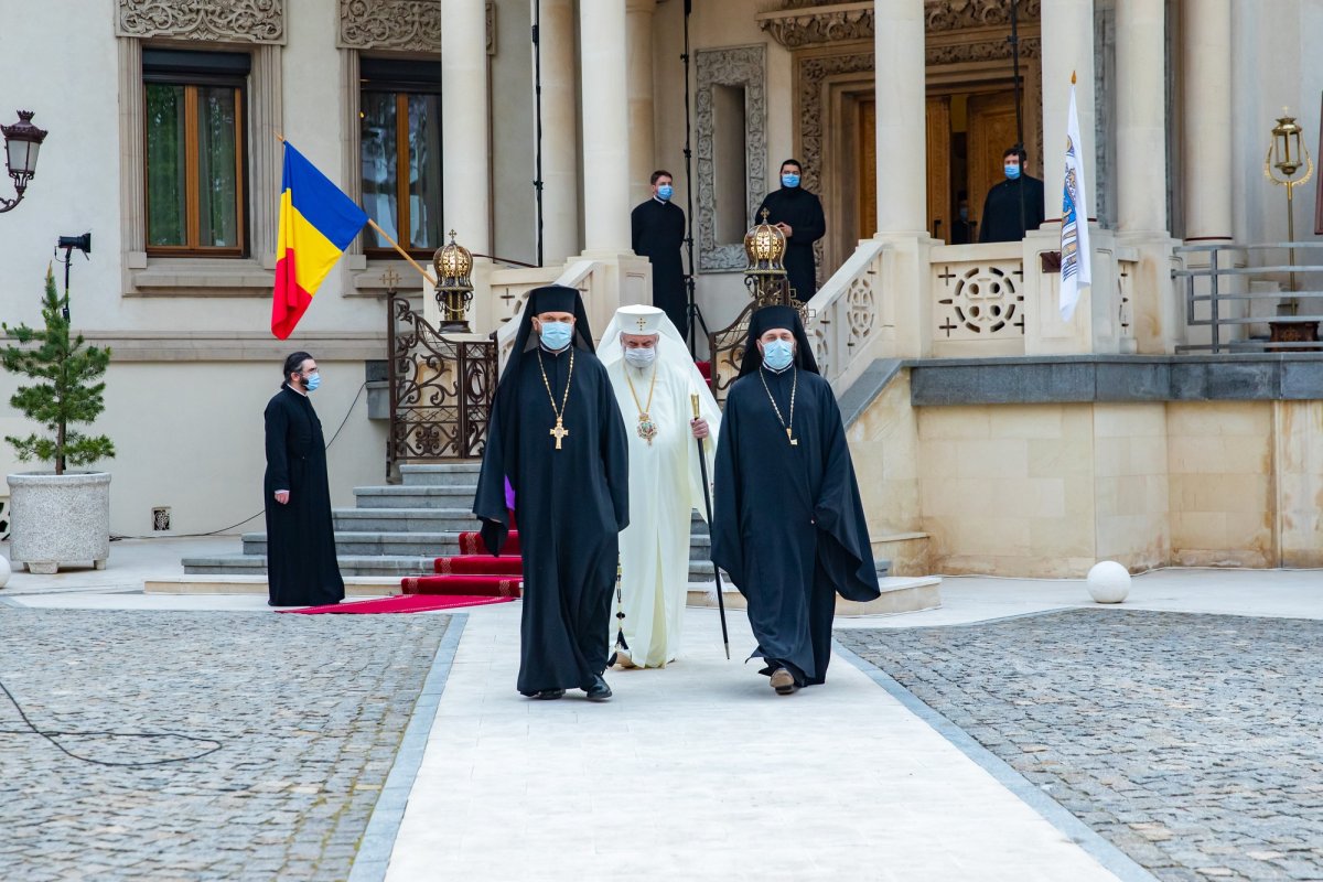 Primirea Sfintei Lumini la Catedrala Patriarhală 169841