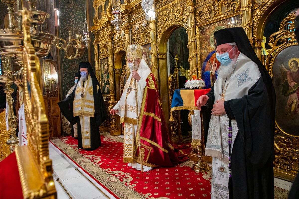 Primirea Sfintei Lumini la Catedrala Patriarhală 169857