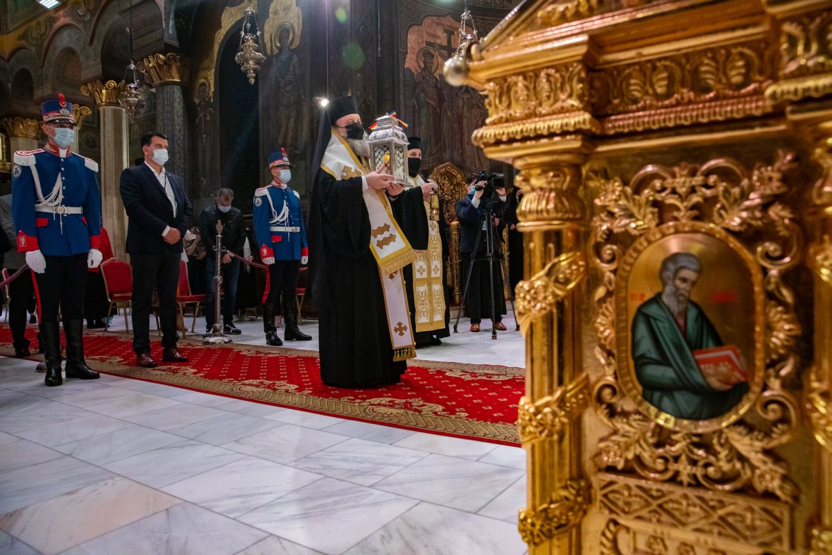 Primirea Sfintei Lumini la Catedrala Patriarhală 169862