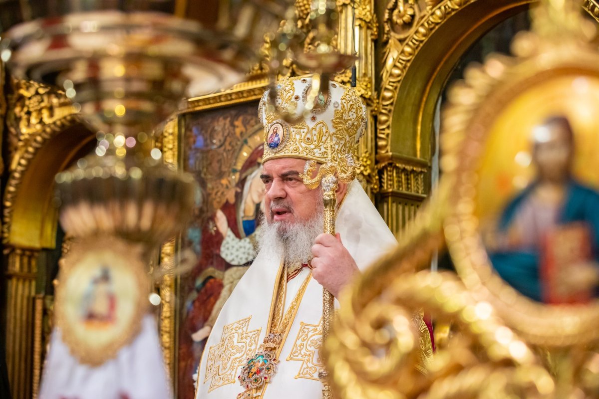 Primirea Sfintei Lumini la Catedrala Patriarhală 169871