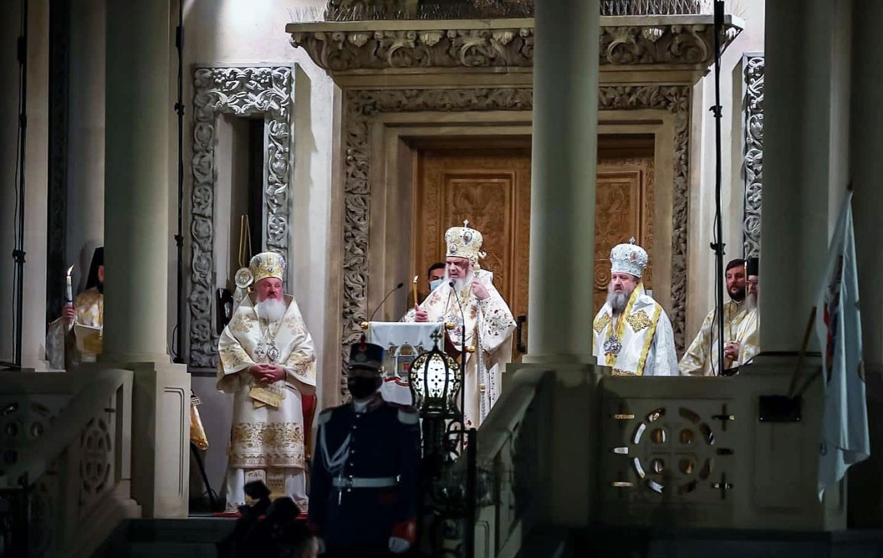 Slujba Învierii Domnului pe Colina Bucuriei 169877