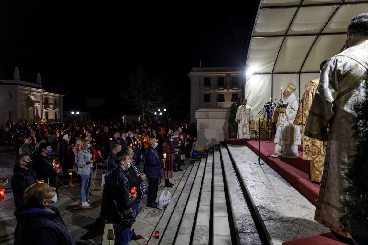 „Prin Înviere, moartea își pierde din conținutul ei tragic și otrăvitor!” 170108