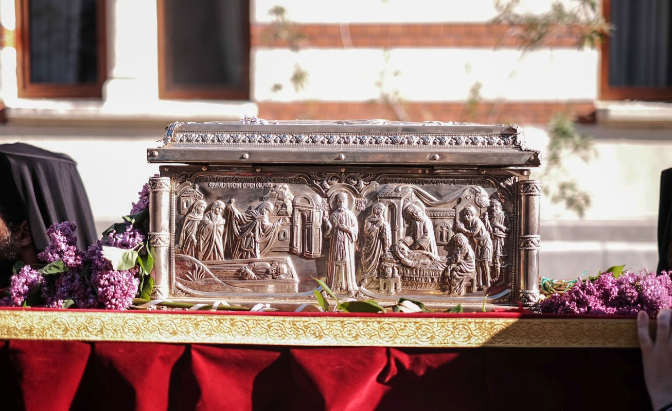 Sfântul Efrem cel Nou a fost cinstit la Mănăstirea Radu Vodă din Capitală 170169