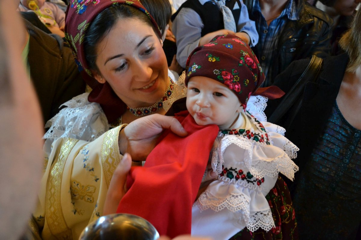 „În diasporă, Biserica este un punct de reper al comunității” 170209