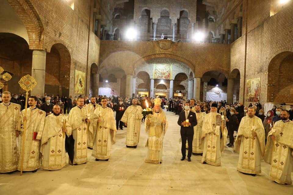 Slujiri arhiereşti în Episcopia Maramureşului şi Sătmarului 170230