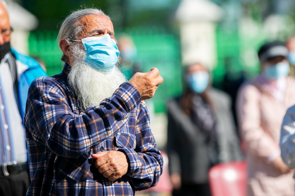 Sfinţirea apei în Vinerea Luminată pe Dealul Patriarhiei 170369